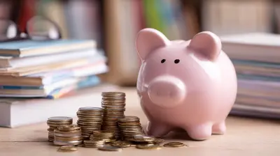 Teaching Yourself to Be a Smart Spender: Practical Tips and Tricks