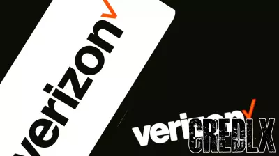 Deckers Outdoor stock surges, Verizon beats on earnings